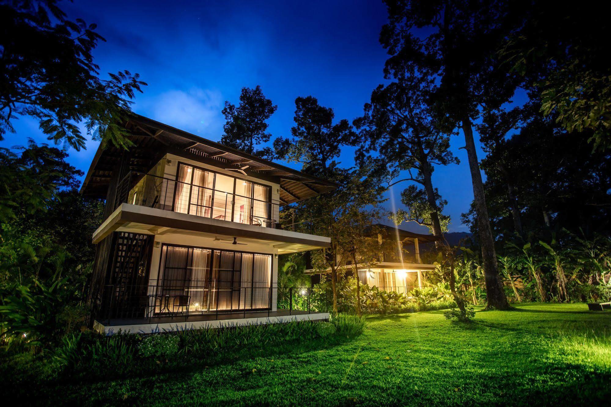 The River Resort Champasak Esterno foto