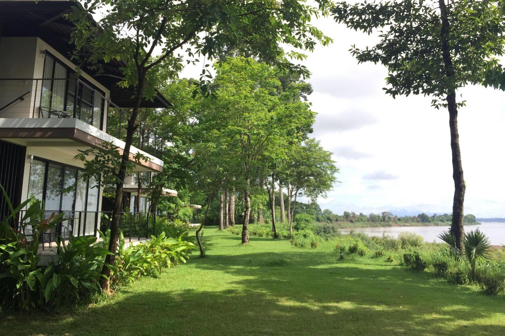 The River Resort Champasak Esterno foto