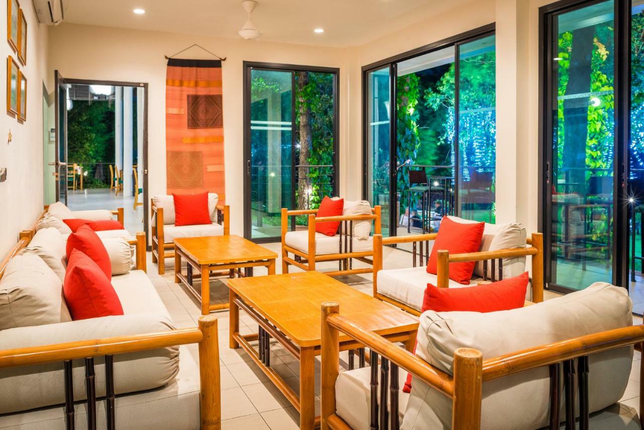 The River Resort Champasak Esterno foto
